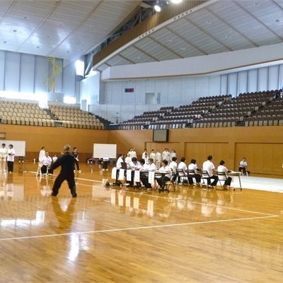 みんなで協力して開催し、日頃の成果を競います。 子どもたちの長拳や伝統機械もあり、多彩な競技大会となりました。