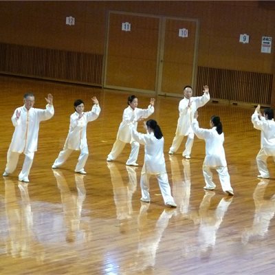 「ねんりんピック秋田2017」で見事7位入賞の「ぐんま七鶴の会」の皆さん。 きれいに揃った模範演舞です。 おめでとうございます!!!